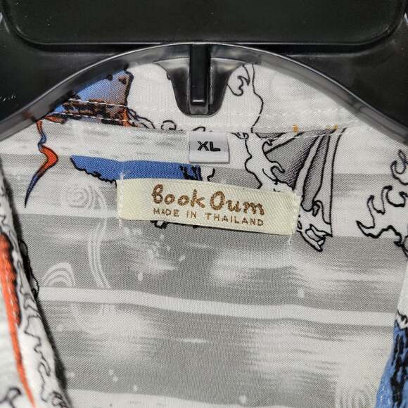 Book Oum orange koi fish button up shirt Med Novelty Indie Unique Asian - Picture 2 of 4